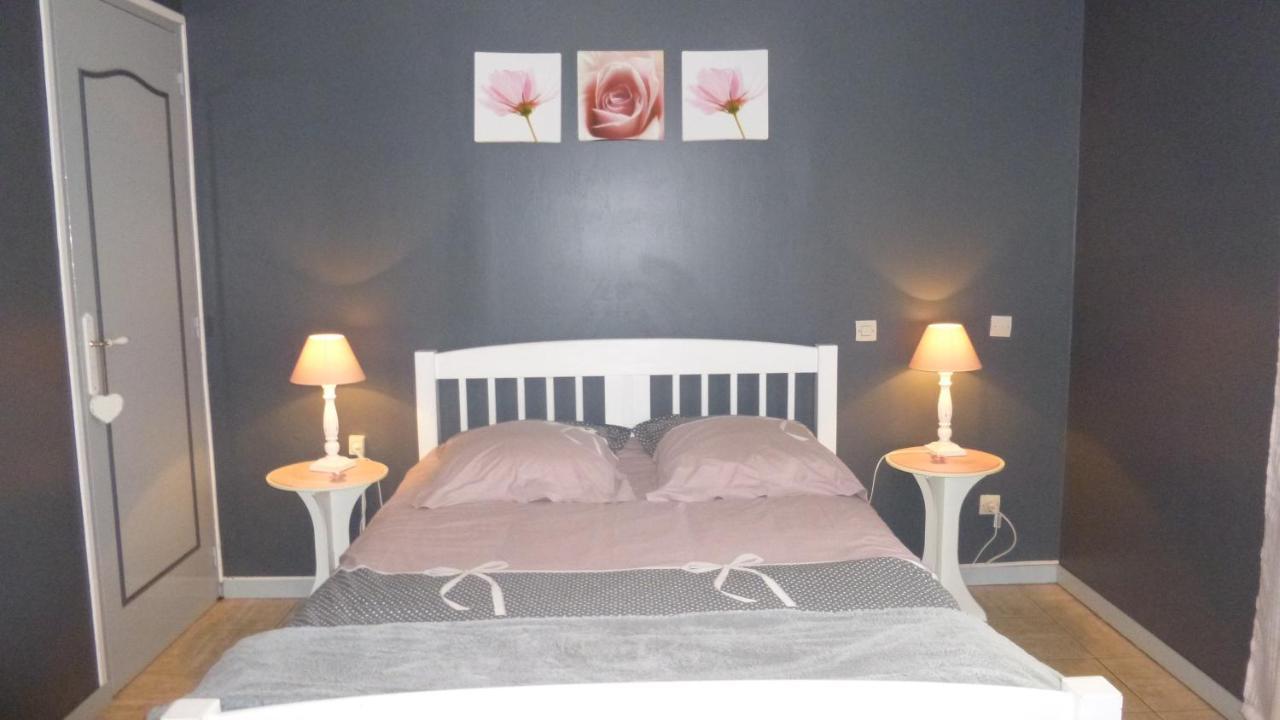 Bed and Breakfast Les Garennes Favières Exterior foto