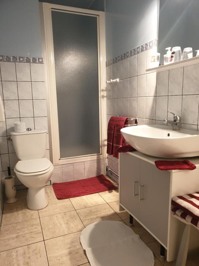Bed and Breakfast Les Garennes Favières Exterior foto