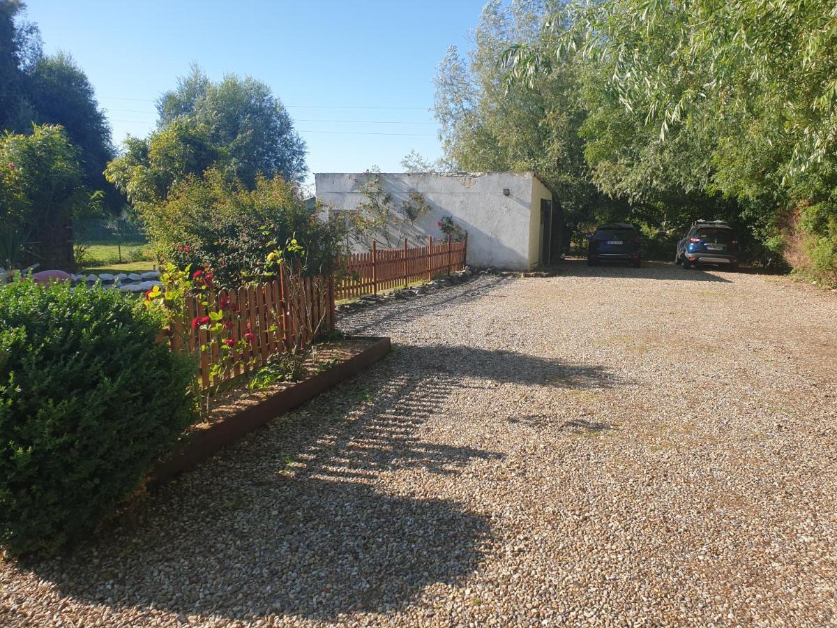 Bed and Breakfast Les Garennes Favières Exterior foto